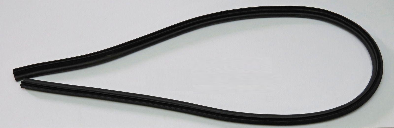 купить Уплотнитель заднего стекла кабины (L-2150 мм)