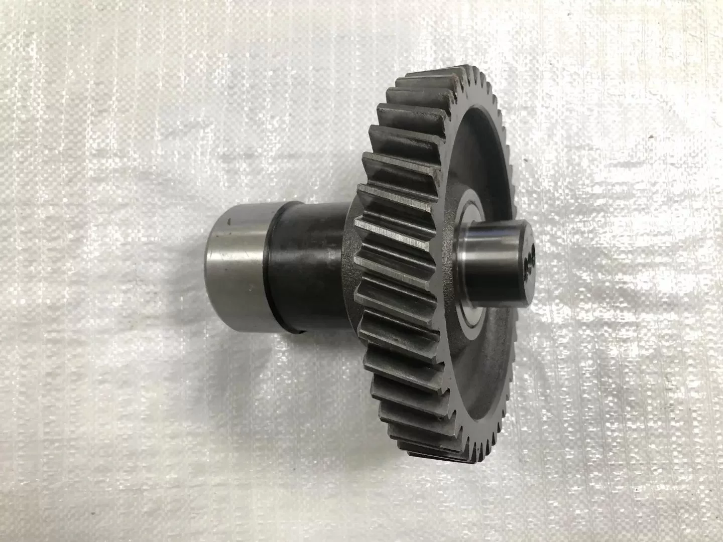 купить Вал промежуточный 210 в сборе со шпоночным пазом / КМД